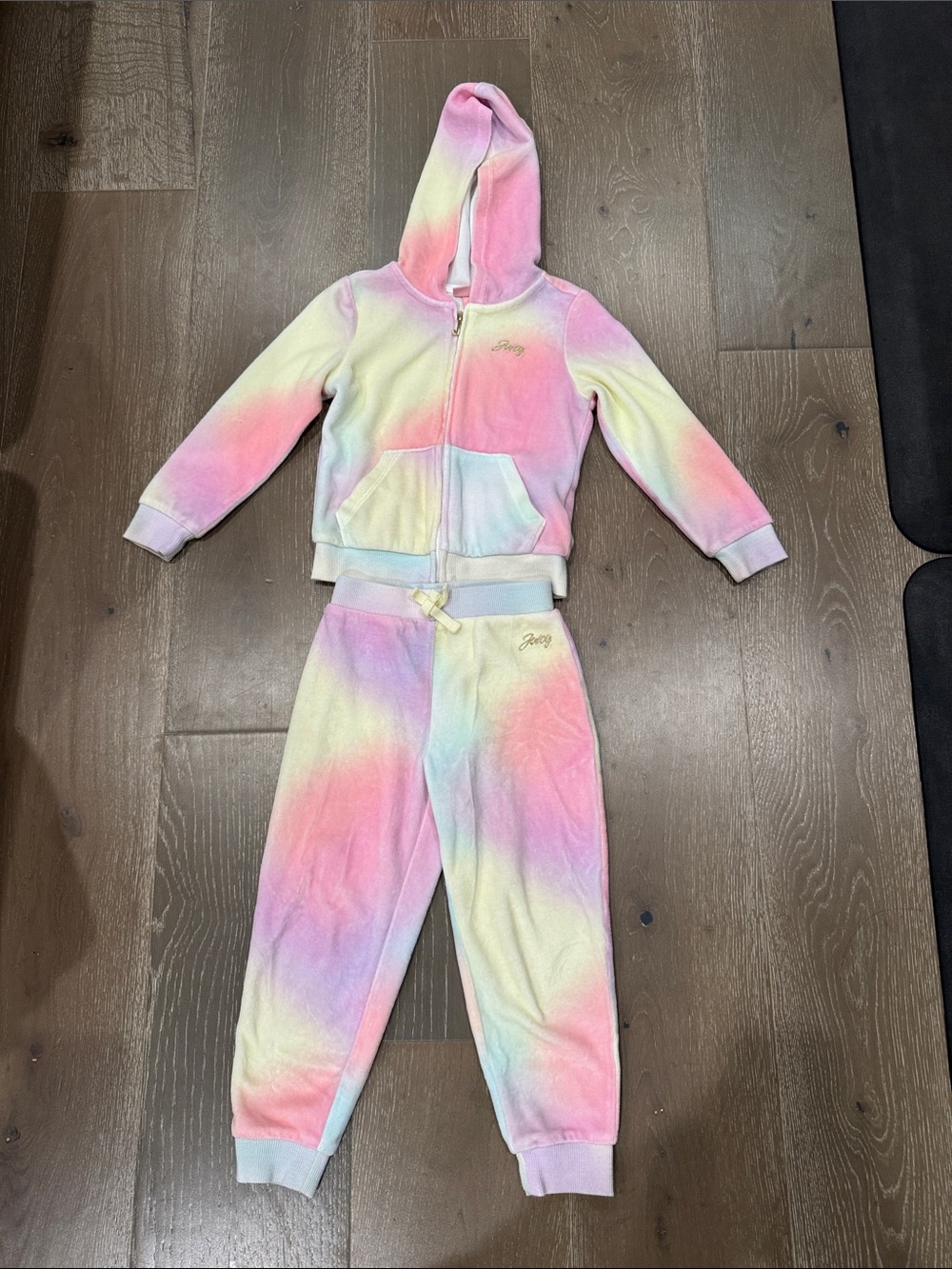 JUICY Couture Pastel Rainbow Tie-Dye Zip Hoodie & Jogger Set - 4T